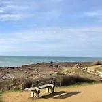펜션 Familiale Avec Piscine Privee Chauffee, 800m Plage, Wifi - Fr-1-231-260 *