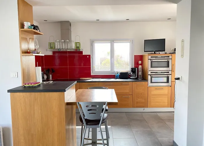 Familiale Avec Piscine Privee Chauffee, 800m Plage, Wifi - Fr-1-231-260